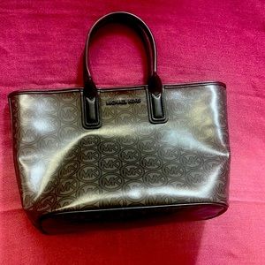 MICHAEL KORS JODIE SMALL LOGO JACQUARD TOTE BAG